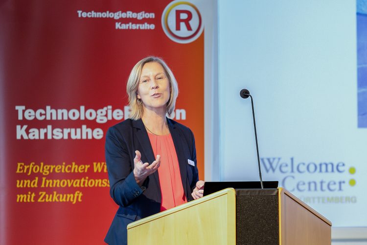 Petra Bender, Welcome Center TechnologieRegion KA.(c)Foto: Gerd Lache